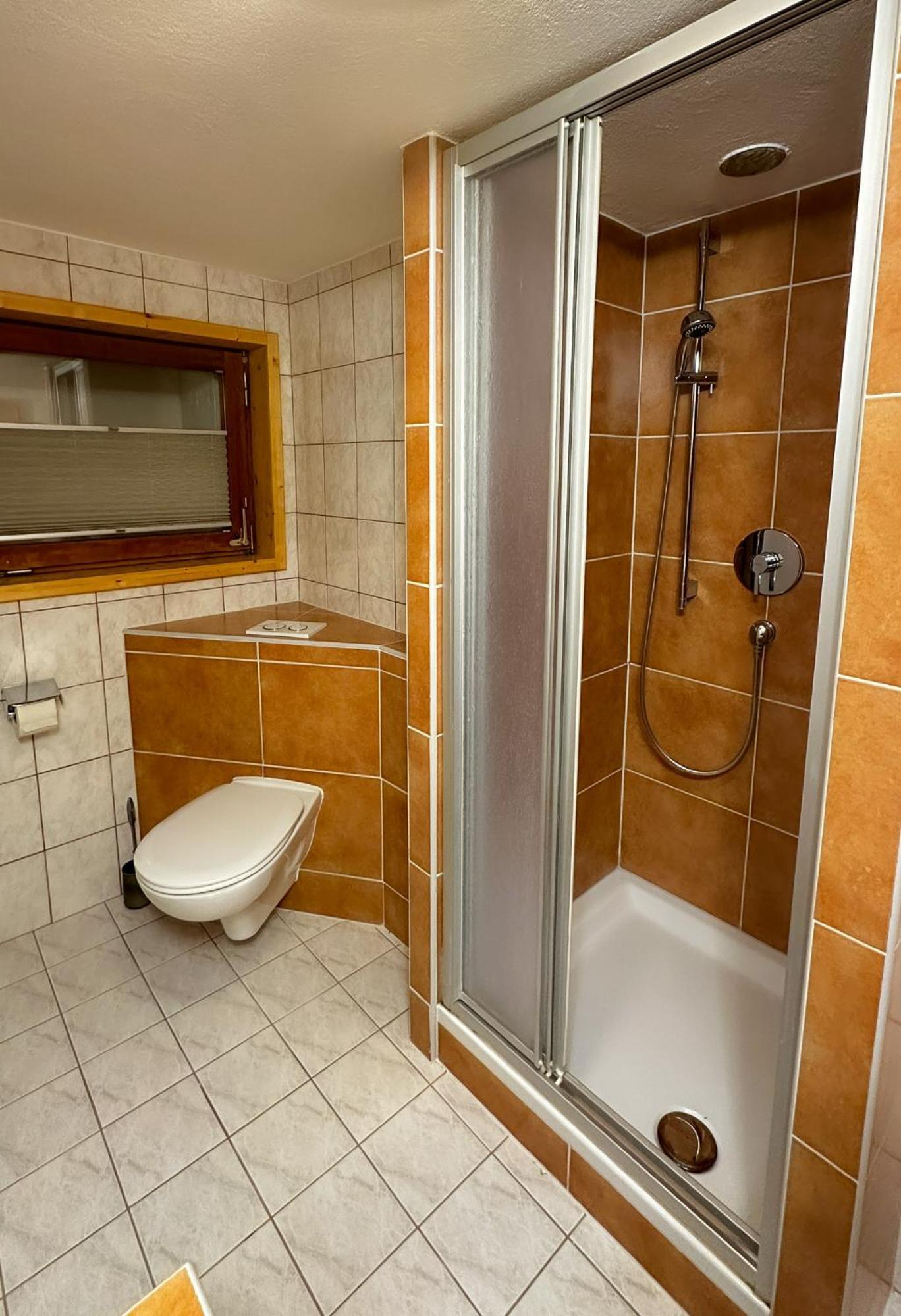 Comfort One-Bedroom Apartment Balcony