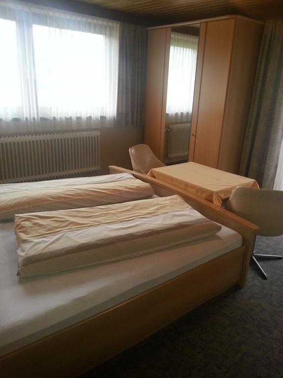 Doppelzimmer mit Balkon